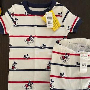 GAP kids Mickey Mouse pajamas NWT